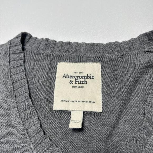 Abercrombie & Fitch V Neck Sweater - Picture 5 of 5